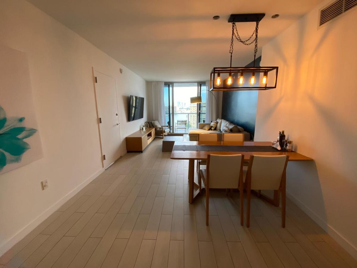 Appartamento Stylish Miami Getaway, Ocean Views & Gourmet Kitchen -12a *